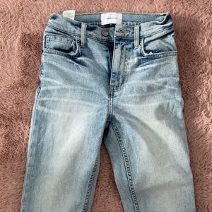 Current Elliott Slim Cropped Jeans